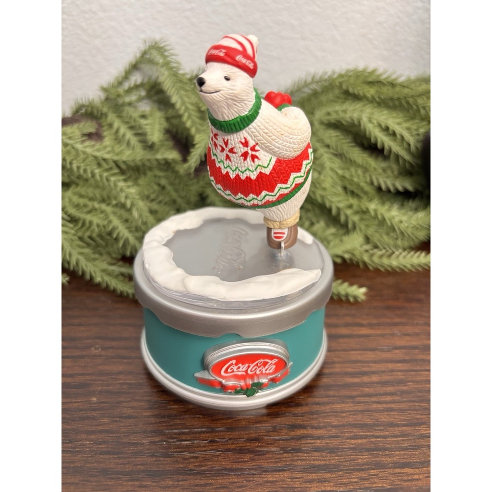 Vintage Coca‑Cola Music Box Polar Bear Ice Skating – Authorized Collection 1994